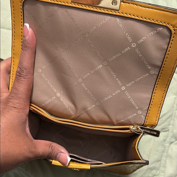 Michael Kors Yellow Croc-Embossed Bag - Picture 8 of 8